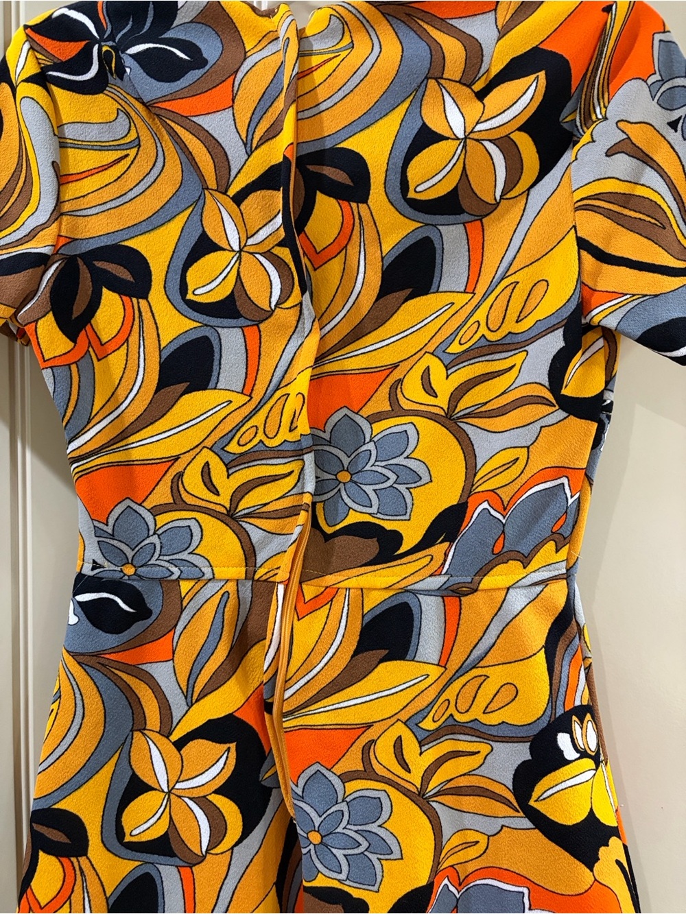 Vintage Dress by ILGWU. - Picture 13 of 16